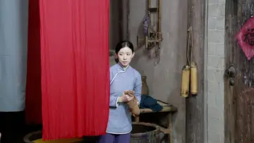 Backdrop to the movie "Number Six Silver Statue" #368059