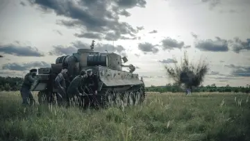 Backdrop to the movie "The Tank" #511179