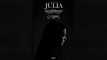 Backdrop to the movie "Julia" #1049295