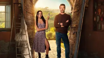 Backdrop to the movie "La Dolce Villa" #614761