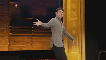 Backdrop to the movie "Alex Edelman: Just for Us" #1057955