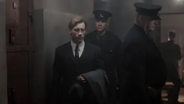 Backdrop to the movie "Two Prosecutors" #529580
