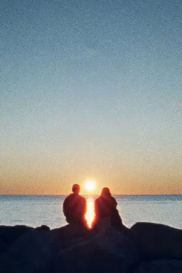 Poster to the movie "When the Light Breaks" #532395