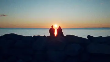 Backdrop to the movie "When the Light Breaks" #835998