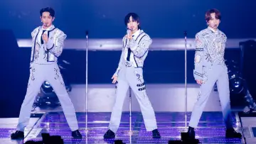 Backdrop to the movie "SHINee WORLD VI [PERFECT ILLUMINATION] JAPAN FINAL LIVE in TOKYO DOME" #1049204