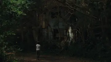 Backdrop to the movie "Okurimono" #1095556