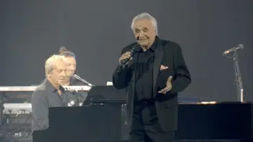 Backdrop to the movie "Michel Sardou : Je me souviens d