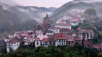 Backdrop to the movie "Between Krutxaltea and Urona" #1074035