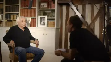 Backdrop to the movie "Sardou, autoportrait" #1169044