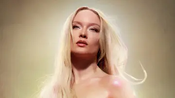 Backdrop to the movie "Zara Larsson 
