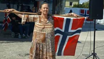 Backdrop to the movie "Norwegian Democrazy" #1112643