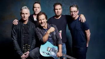 Backdrop to the movie "Pearl Jam: Dark Matter – Global Theatrical Experience" #1091033