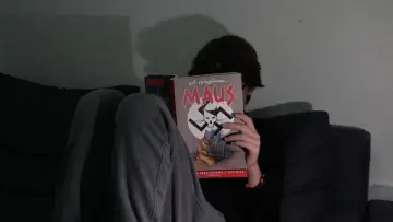 Backdrop to the movie "The Hell of Auschwitz: Maus by Art Spiegelman" #1089236