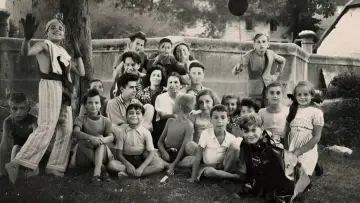Backdrop to the movie "La Rafle des enfants d