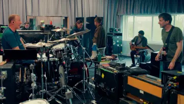 Backdrop to the movie "blur: To the End" #978921