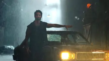 Backdrop to the movie "O