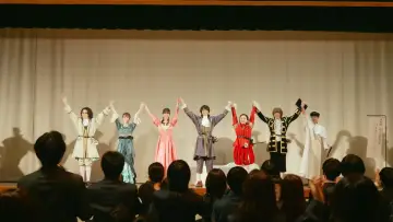 Backdrop to the movie "Kamen Rider Gotchard Ver.: Romeo and Juliet Complete Edition" #457506