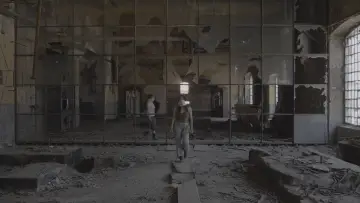 Backdrop to the movie "Remember?" #1107543