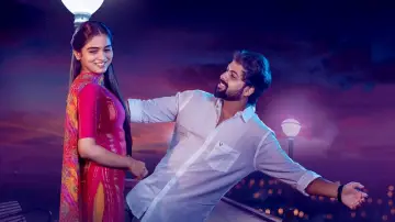 Backdrop to the movie "Oru Nodi" #489562