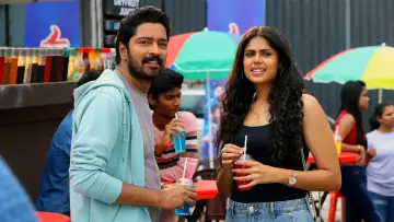 Backdrop to the movie "Aa Okkati Adakku" #783747
