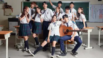 Backdrop to the movie "Love Beside Me" #1122597