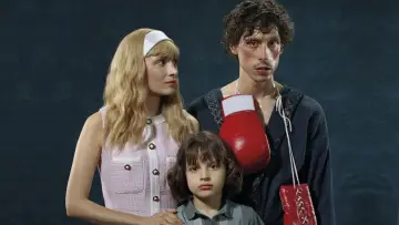 Backdrop to the movie "Boxer" #635338