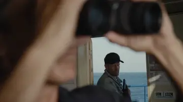 Backdrop to the movie "Mutiny" #1528281