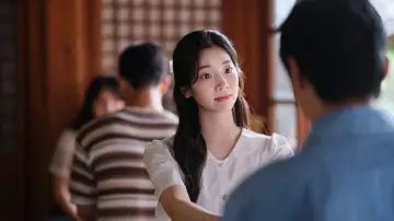Backdrop to the movie "You Are the Apple of My Eye" #615635
