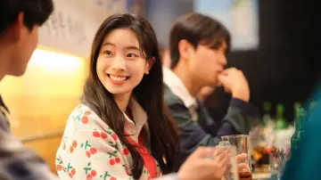 Backdrop to the movie "You Are the Apple of My Eye" #615638