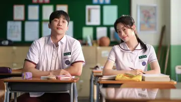 Backdrop to the movie "You Are the Apple of My Eye" #615640