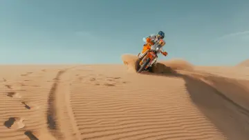 Backdrop to the movie "Dakar Chronicles" #1286026
