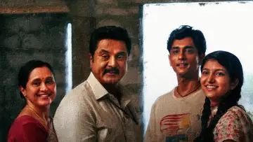 Backdrop to the movie "3BHK" #785114