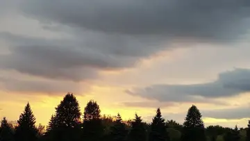 Backdrop to the movie "Sunsets Don