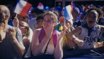 Backdrop to the movie "That Summer in Paris" #536508