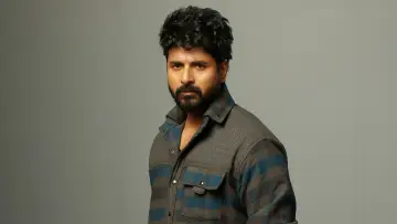 Backdrop to the movie "Madharaasi" #670677