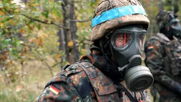 Backdrop to the movie "Mensch Soldat - Unser Leben mit der Bundeswehr" #488410