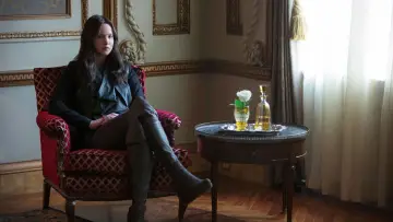 Backdrop to the movie "The Hunger Games: Mockingjay - Part 2" #634241
