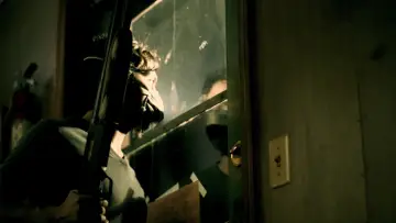 Backdrop to the movie "State of Emergency" #343352
