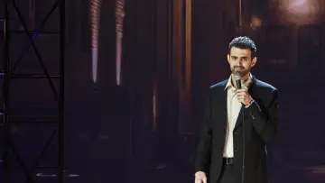 Backdrop to the movie "Sam Morril: You