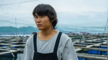 Backdrop to the movie "After Typhoon" #616795