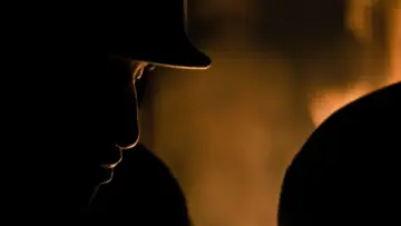 Backdrop to the movie "Night Has Come" #1122589