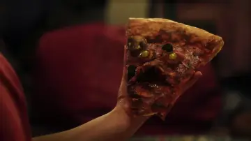 Backdrop to the movie "Pizza Panic Party" #1138553
