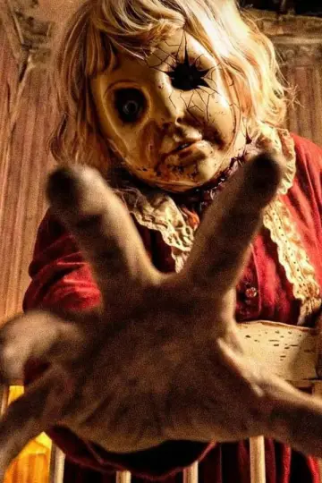 Poster to the movie "Dolly" #746701