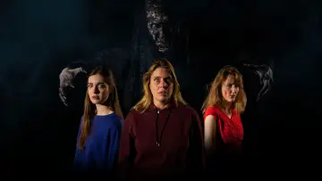 Backdrop to the movie "Diabolical" #584664