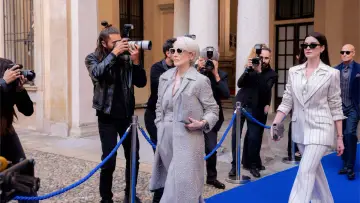 Backdrop to the movie "The Devil Wears Prada 2" #521822