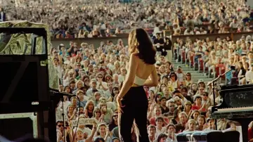Backdrop to the movie "Lilith Fair: Building a Mystery" #845174