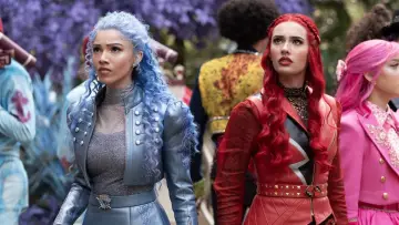 Backdrop to the movie "Descendants: Wicked Wonderland" #1154265