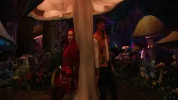 Backdrop to the movie "Descendants: Wicked Wonderland" #1176496