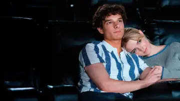 Backdrop to the movie "Regretting You" #547453