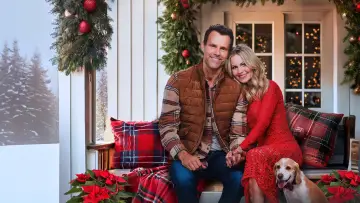 Backdrop to the movie "Home Sweet Christmas" #697825